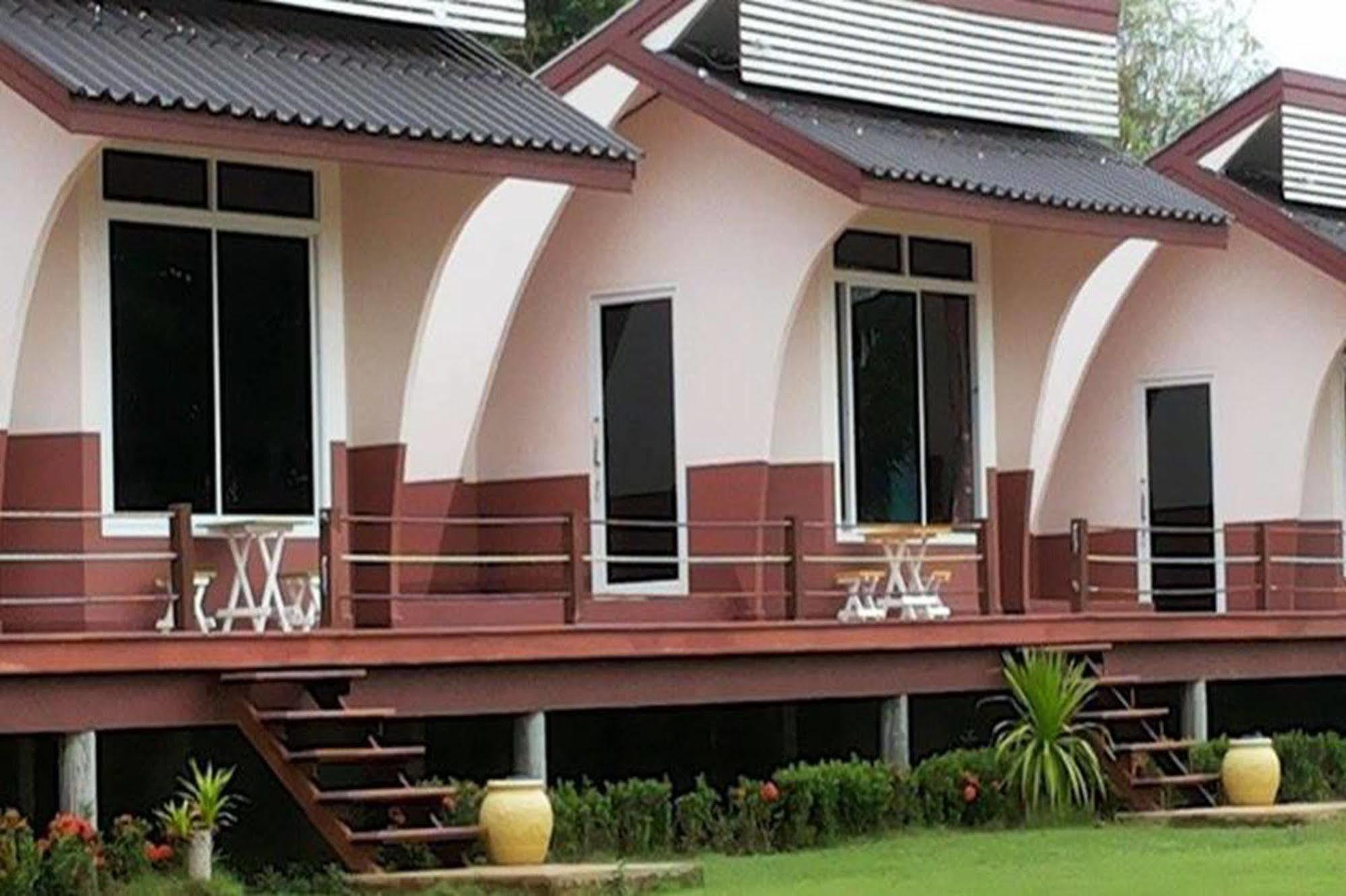 Lomtalay Resort Trat Laem Ngop Экстерьер фото